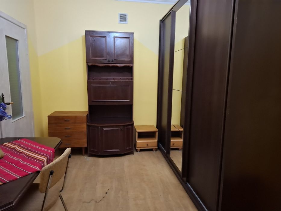 Pokój w mieszkaniu dwupokojowym  al. Racławickie