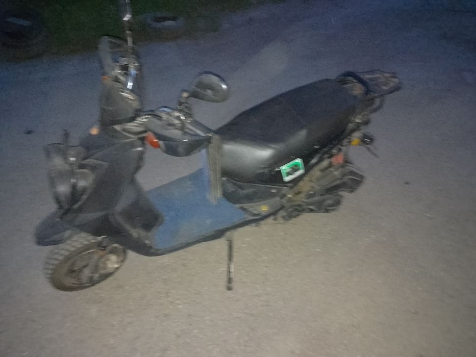 Продам скутер бу 149 кубов
