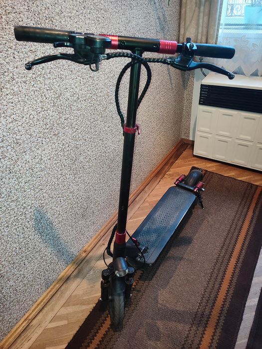 Електросамокат Joyor g1