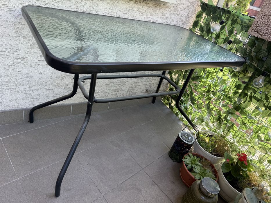 Stół ogrodowy czarny hartowane szkło 110x60