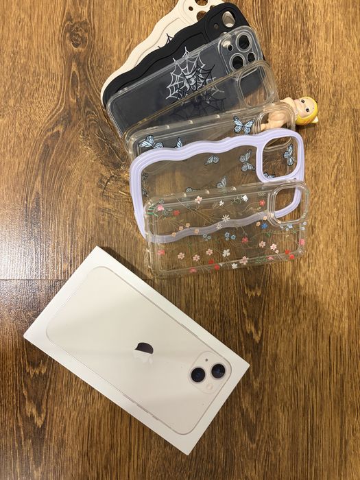 Iphon 13 128 GB bialy stan idealny