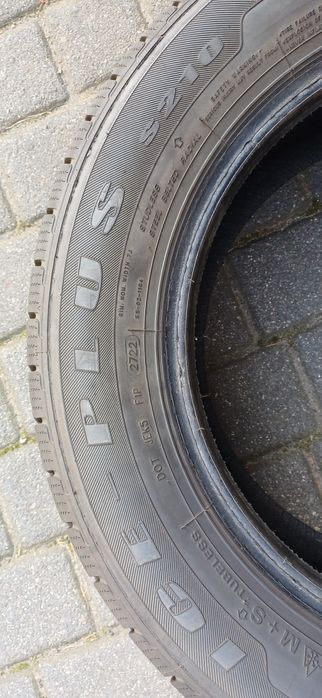 IMPERIAL 235/60R17 102H , pojedyńcza używana opona zimowa.