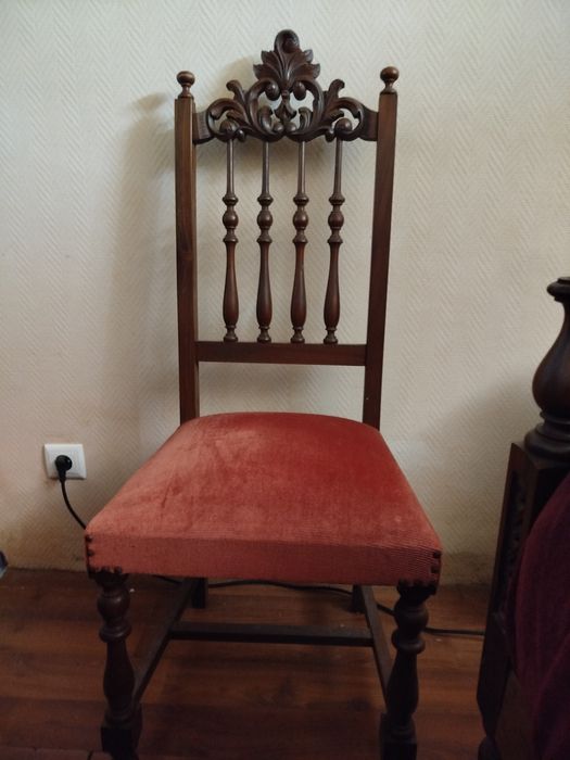 Mobilia de quarto em mogno