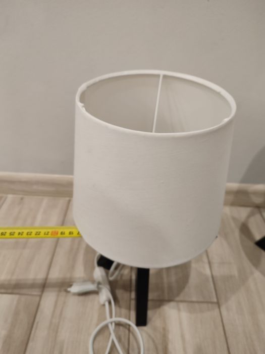 Lampki nocne do sypialni lub salonu