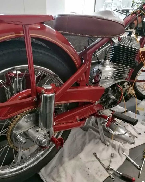 JAWA PERÁKE 11. 250cc ano 1950