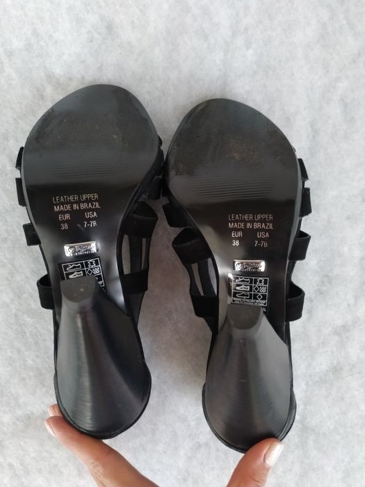 Buty , sandały damskie na obcasie, skórzane, Buffalo London, 38, lato