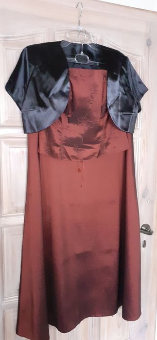 Gorset ze spódnicą satyna