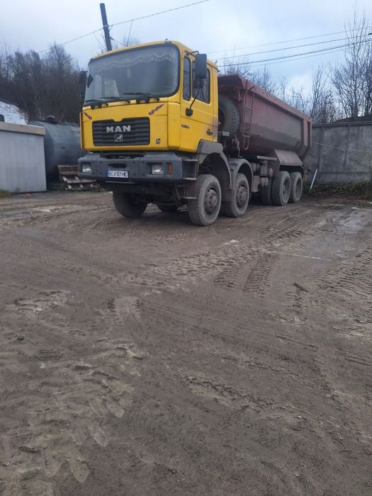 Послуги спецтехніки, оренда трактора Jcb3cx. Вивіз сміття/грунту/снігу