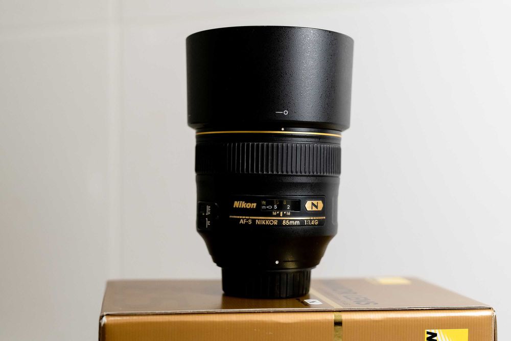 Objetiva Nikon 85mm f/1.4G (Praticamente Nova - Leia a Descrição)