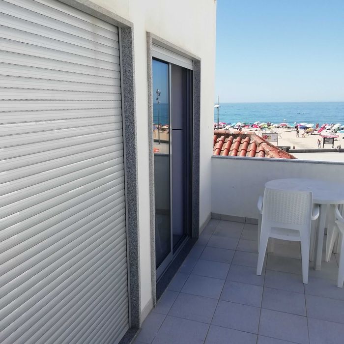 T0+1 na 1a linha da praia ar condicionado