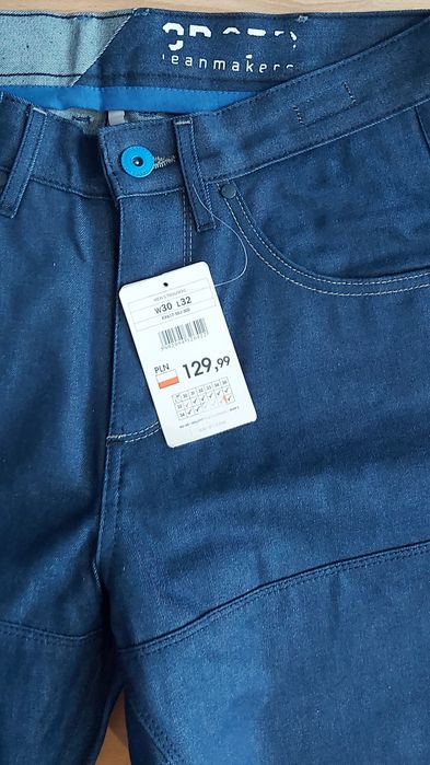Nowe jeansowe spodnie męskie CROPP W30 L32