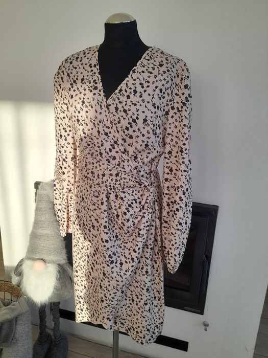 Sukienka shein sliczna