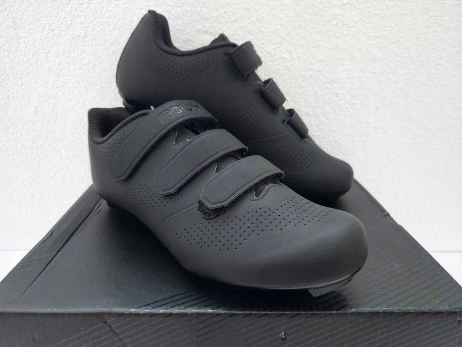 Sapatos AGU / Mavic / Sidi / Shimano nº42 (Novos)