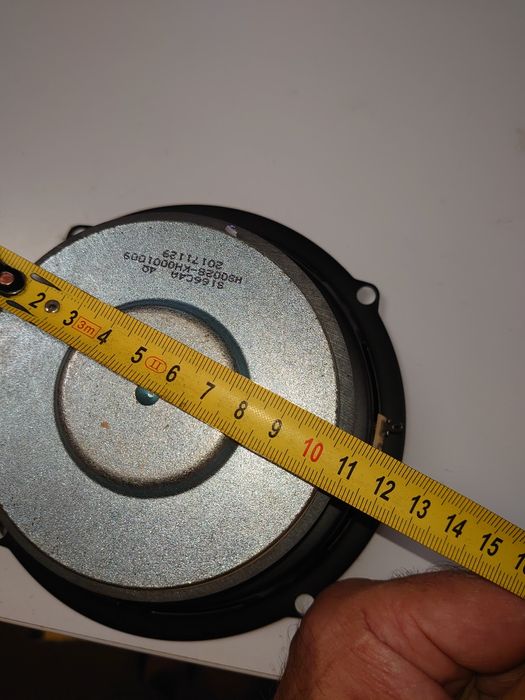 Автомобильные мидбасовые  динамики 16см. Harman Cardon. USA.