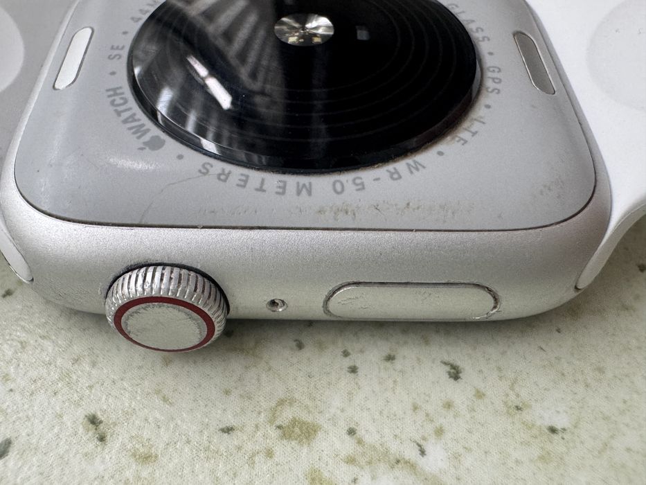 Apple watch SE gen.2 e-sim