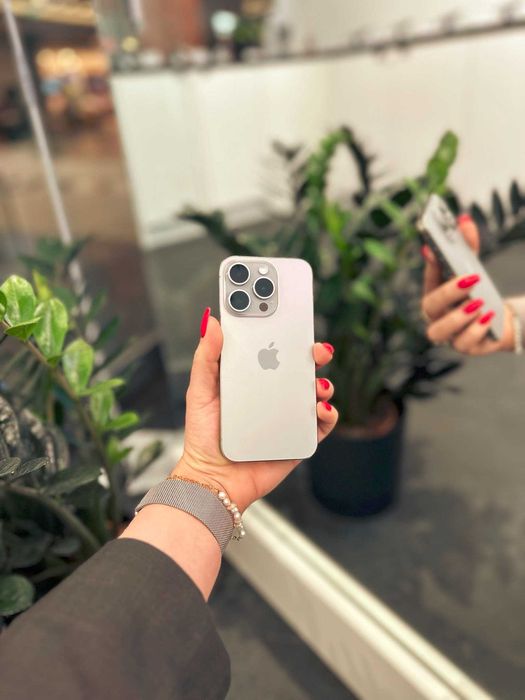 iPhone 15 pro 128 GB White Titanium  | 24 MSC GWARANCJI