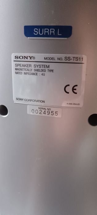 Colunas de pé da Sony SS-TS 11