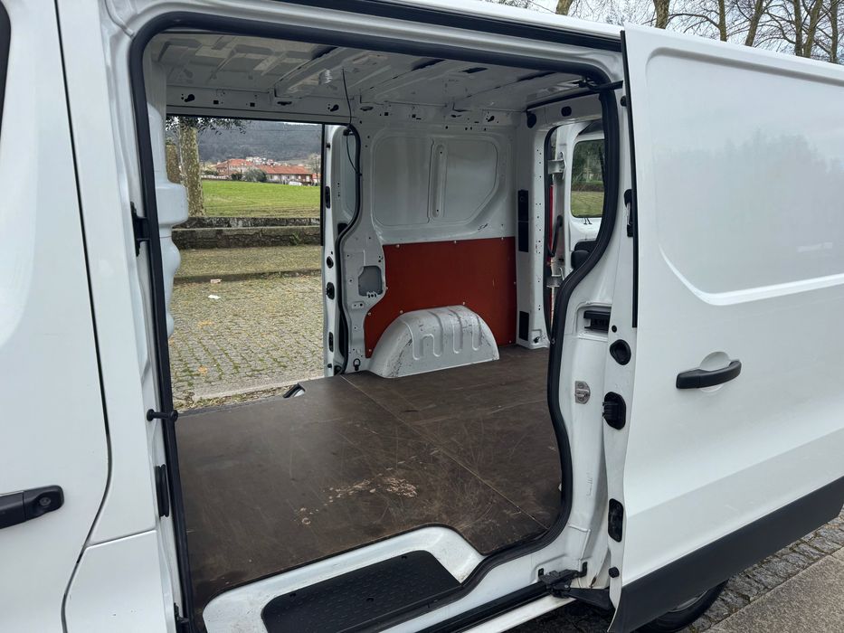Opel vivaro 1.6 dci iva dedutivel