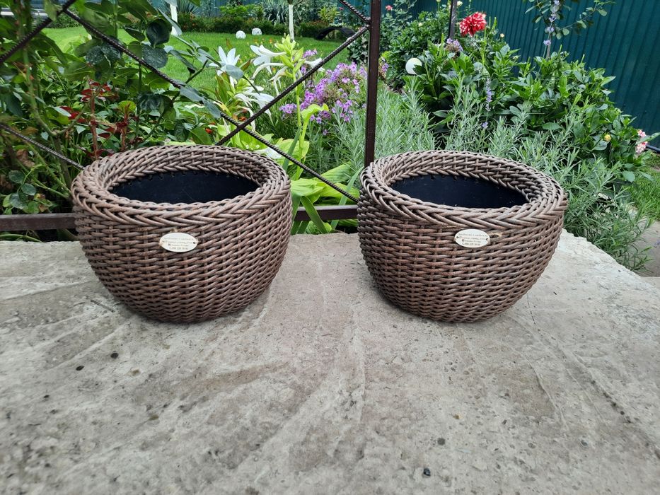 Кашпо для квітів