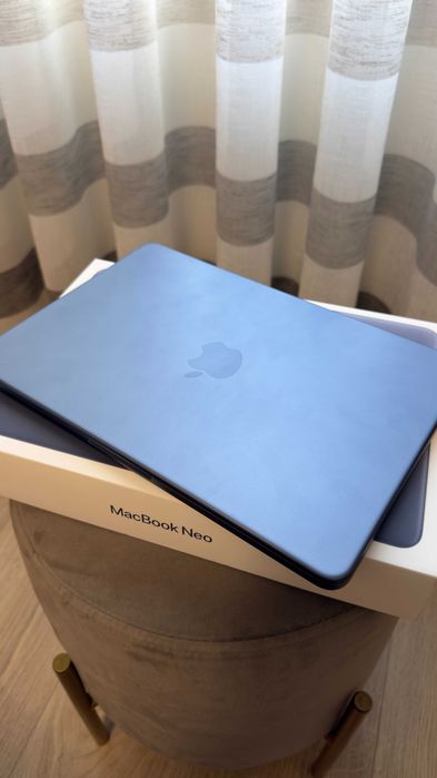 Apple Macbook Neo 512GB 100% "azul" + caixa original, cabo e fatura. Aceito trocas/retomas