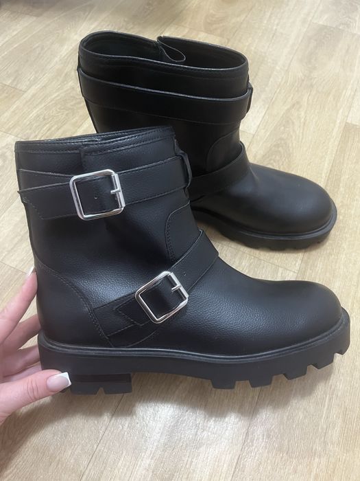 Чоботи H&M 40/25.5 см устілка