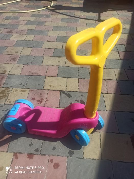 Самокат пластиковий