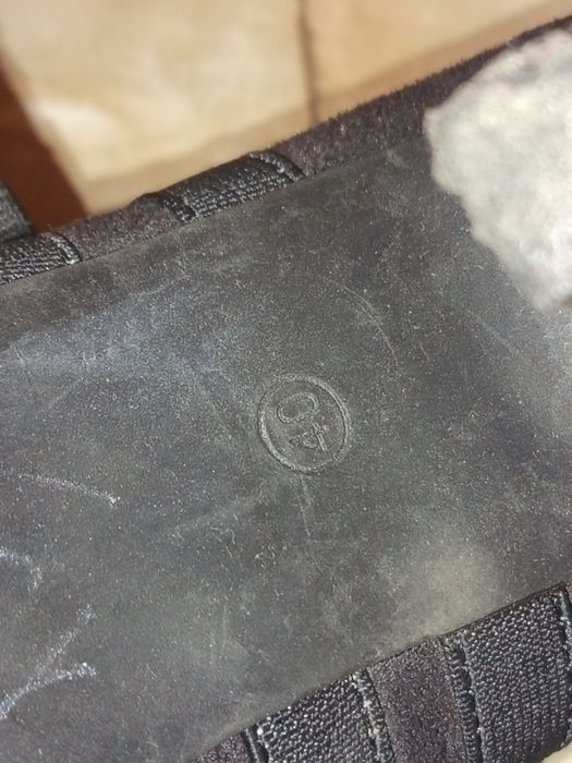 Продам женские туфли