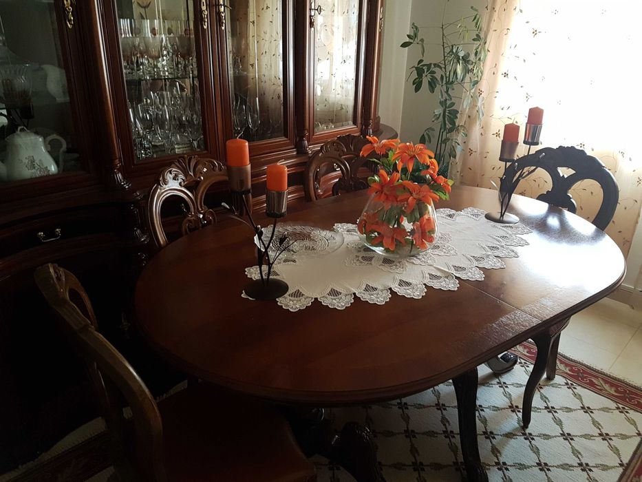 Mobília de sala de jantar - Cerejeira