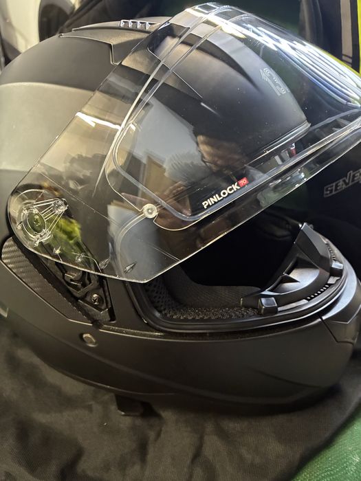 Capacete e casaco
