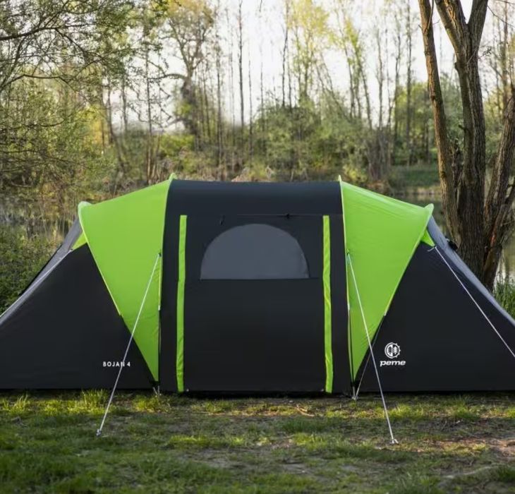 Tenda campismo 4 pessoas semi nova