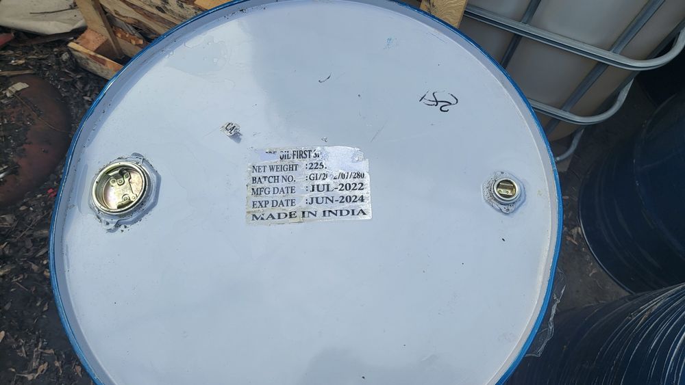 Бочки  металеві 230л