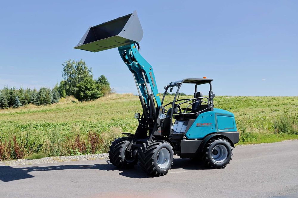 Ładowarka kołowa Schmidt 4350A Nowa 4x4 miniładowarka  2 tony