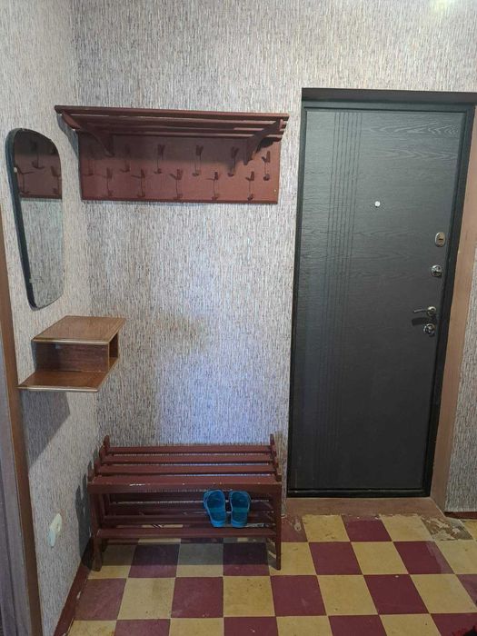 Продается 1 комнатная квартира район Артема. Славянск.