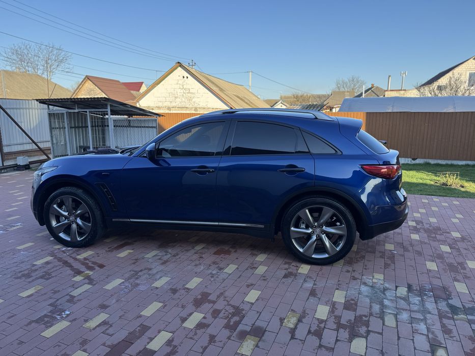 INFINITI FX 37S Максимальна