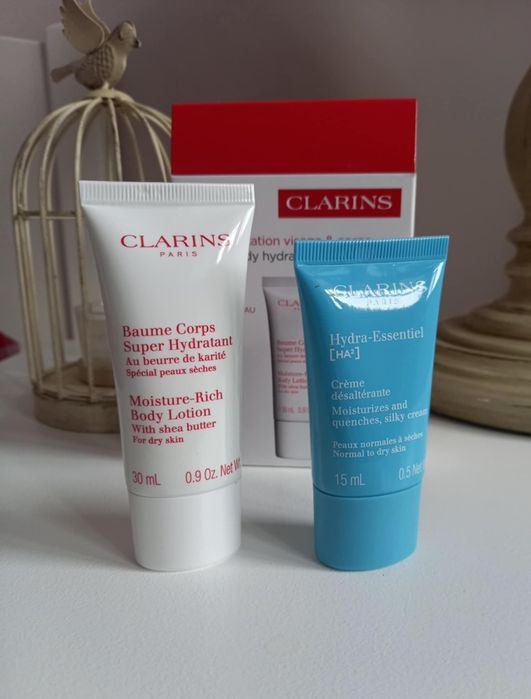 Подарунковий набір від Clarins (крем hydra-essentiel та body lotion)