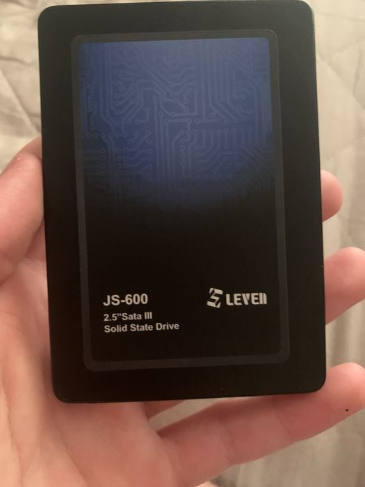 Hdd 600 gb 128 gb ssd