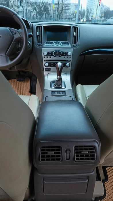 Продам Infinity G35