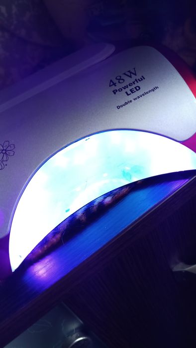 Профессиональная гибридная лампа 48Вт  LED/UV + вторая в подарок