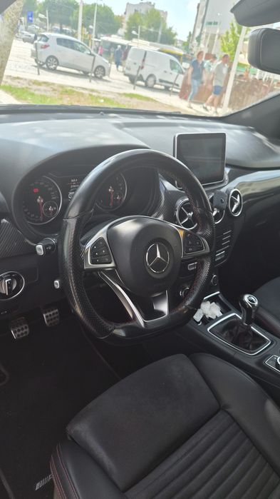 Mercedes-benz B-200