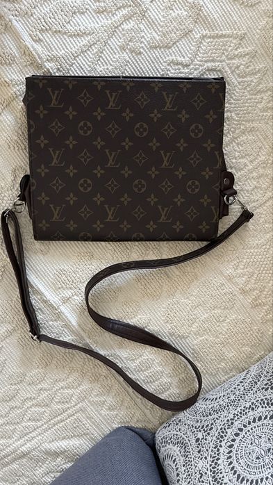 Louis Vuitton Torebka na ramię / listonoszka Monogram