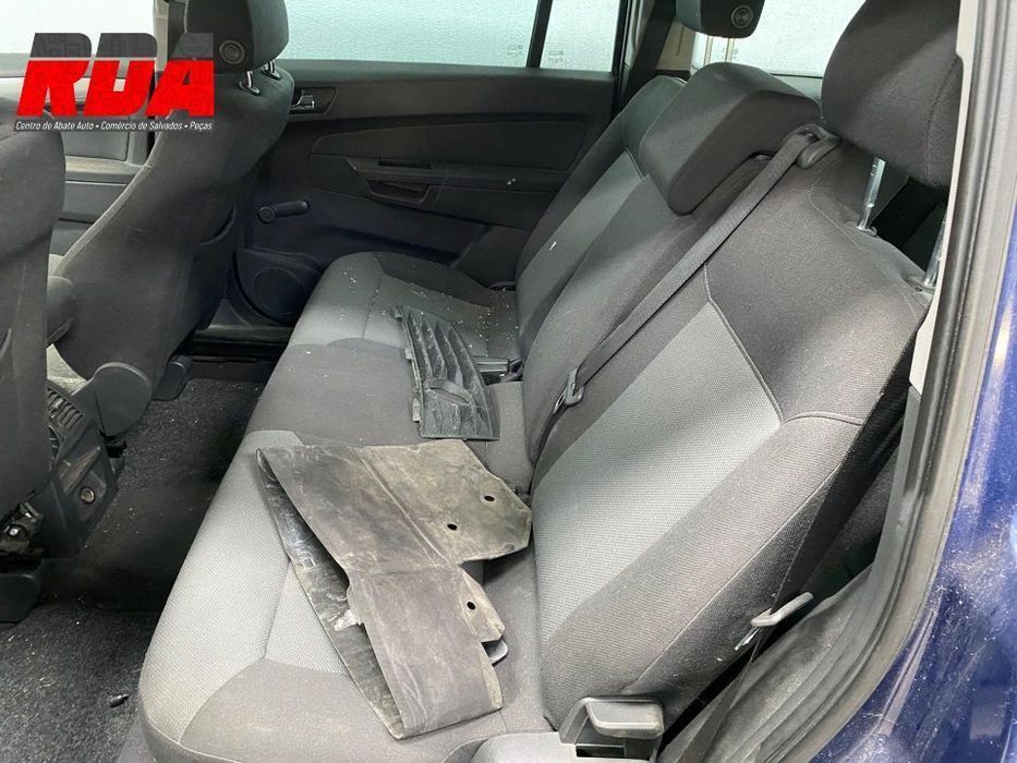 Opel Zafira 2.2 ano 2008 Para Peças
