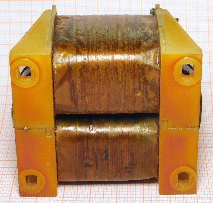 Transformator sieciowy 13,7V 9,2V 6,5V TS40  UNITRA ZATRA [R1]L3