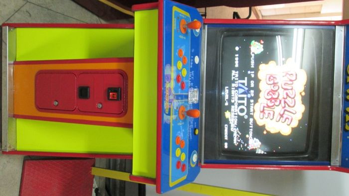 Máquina com várias cores arcade com 2800  jogos, com garantia