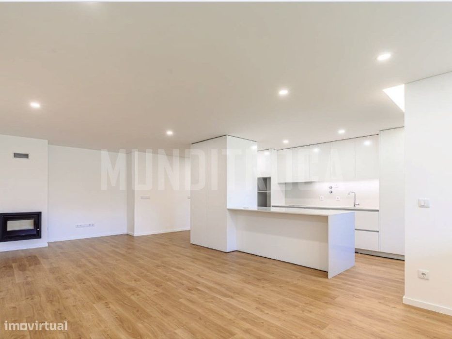 Apartamento T3 Ferreiros - c/ terraço — Ruílhe, Braga