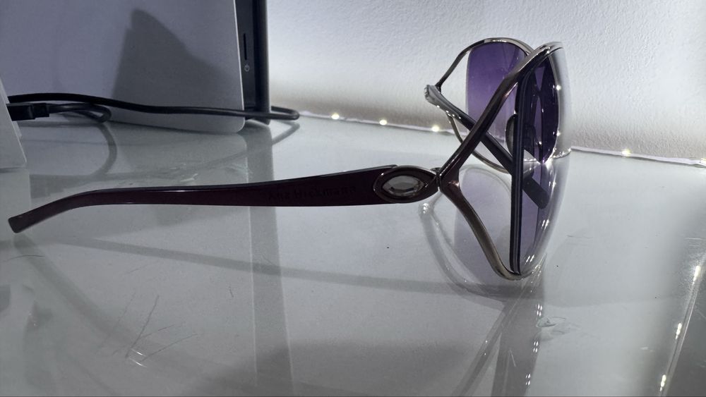 Óculos de Sol Ana Hickmann – Lentes Roxas com Caixa