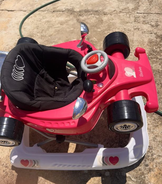Vendo Andador Rosa
