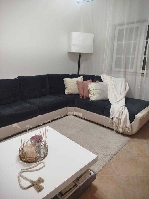 Sofa em L de grande acabamento e qualidade