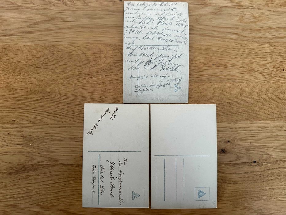 Stare pocztówki okolicznościowe.