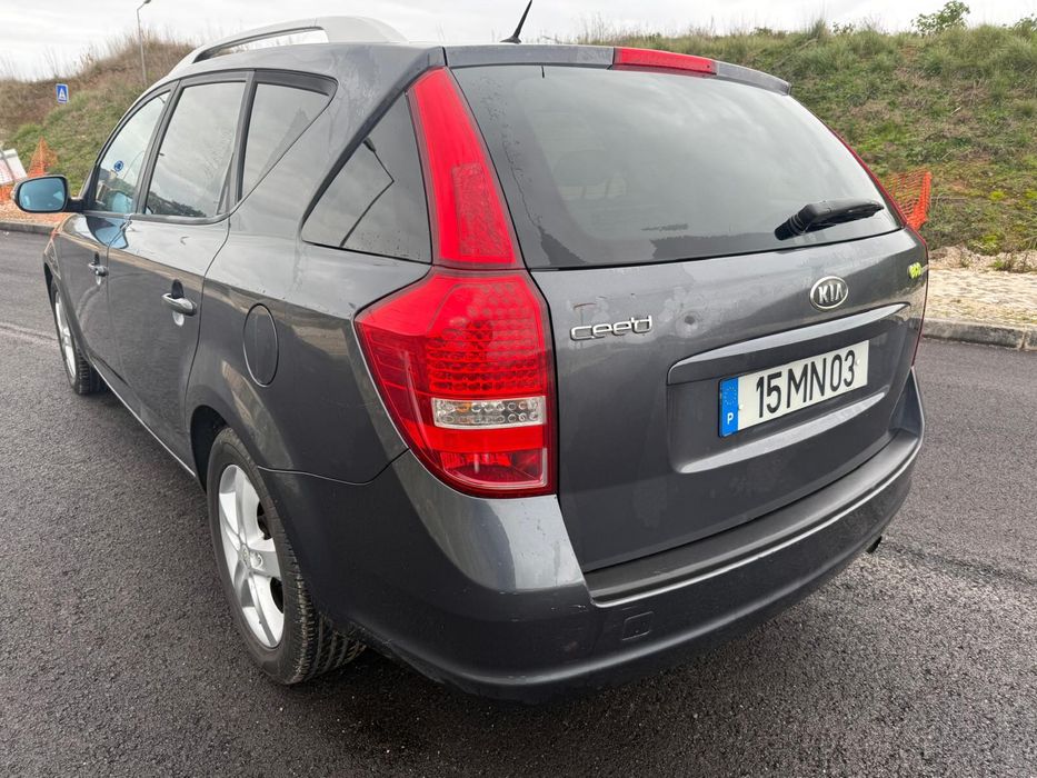 Kia ceed 1.6 diesel 2011