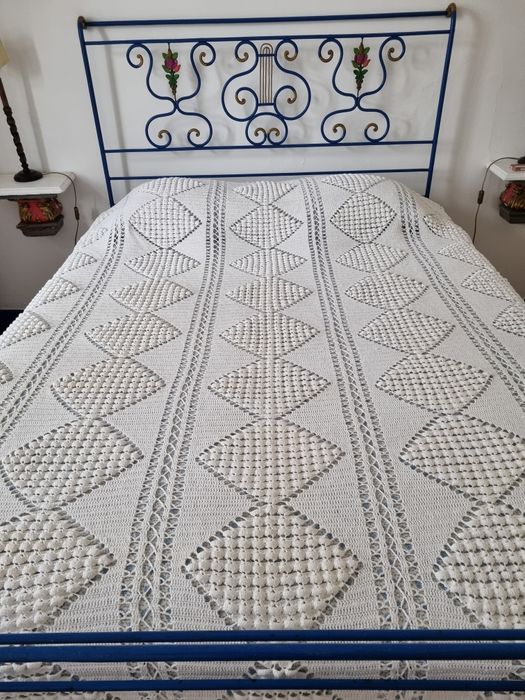 Grande colcha em croché